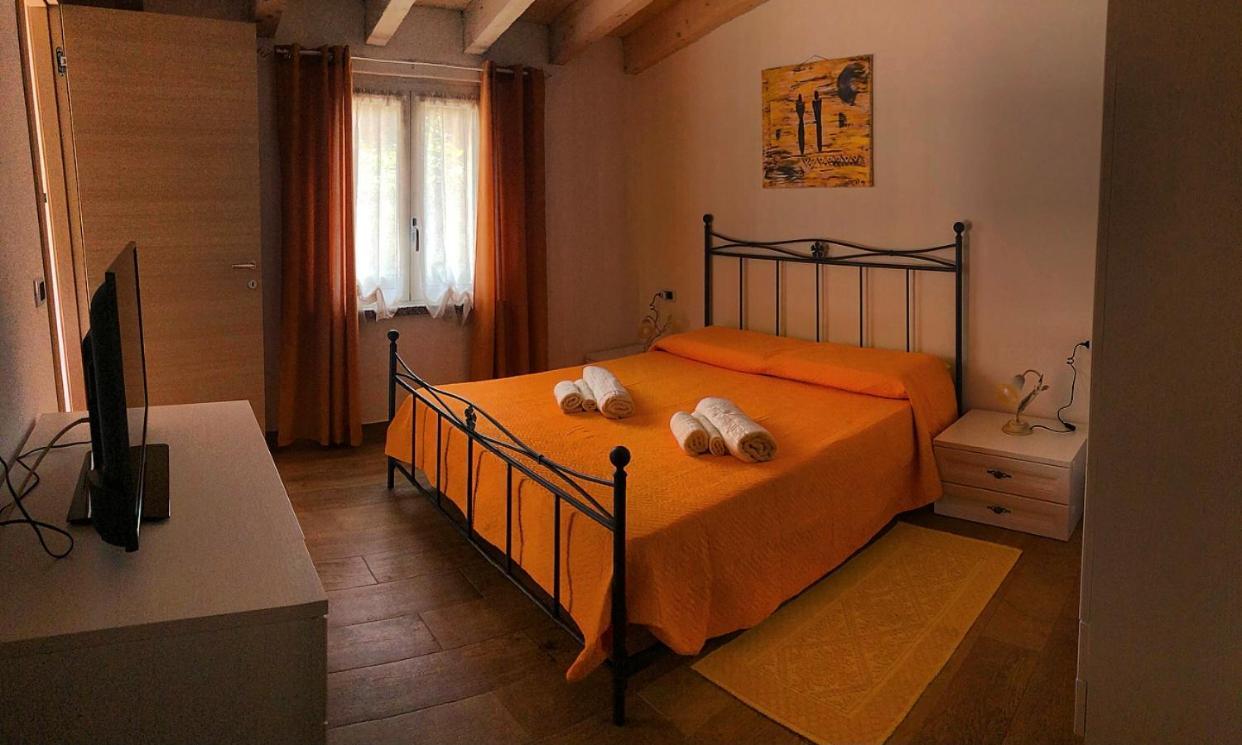 Casa Vacanza Centro Sardegna Sorgono Buitenkant foto