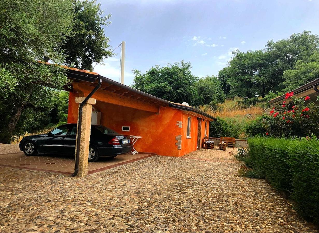 Casa Vacanza Centro Sardegna Sorgono Buitenkant foto